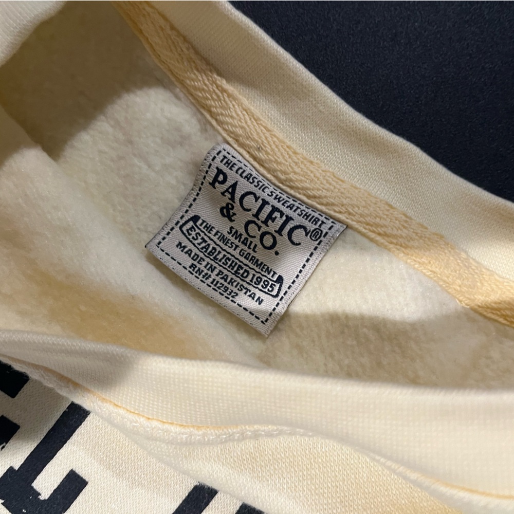 Sweatshirt - Picture 3 of 3